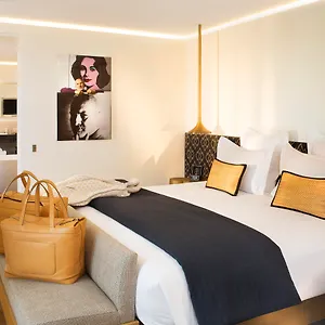 مارينيون شانزليزيه 5* باريس
