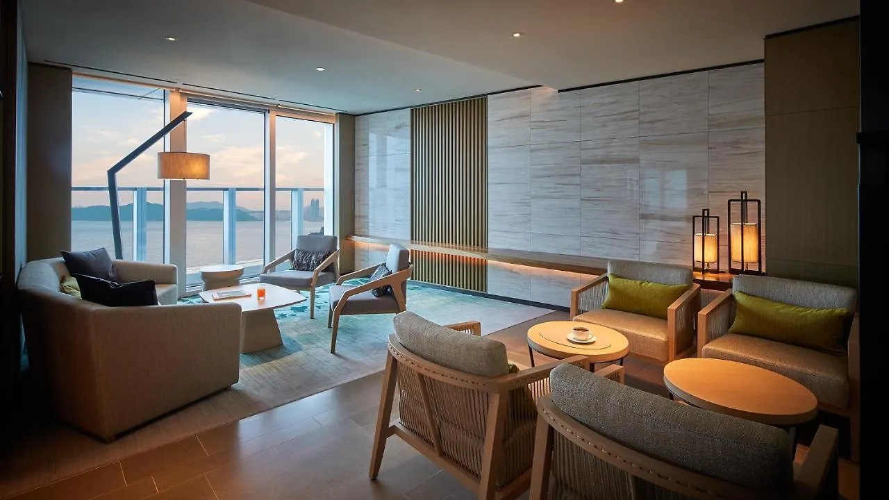 Signiel Busan Hotel